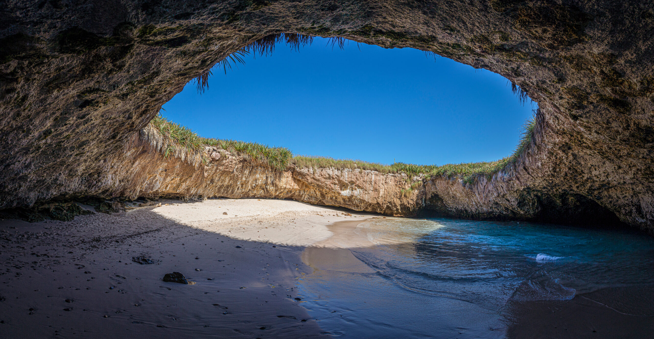 Hidden,Beach,In,The,Marietas,Islands,At,The,Mexican,Pacific